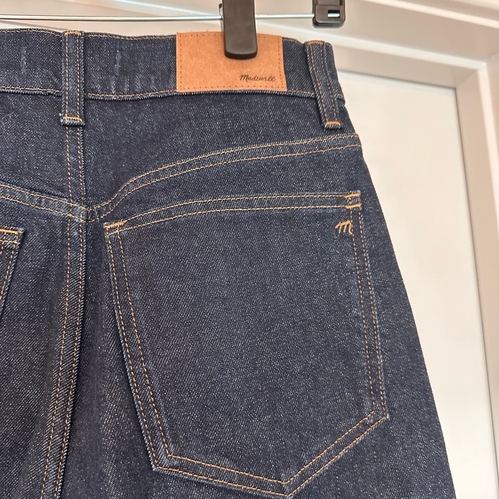 Madewell The 90’s Straight Leg Jeans in Classic Dark Indigo Wash (Size 25) - Picture 8 of 13